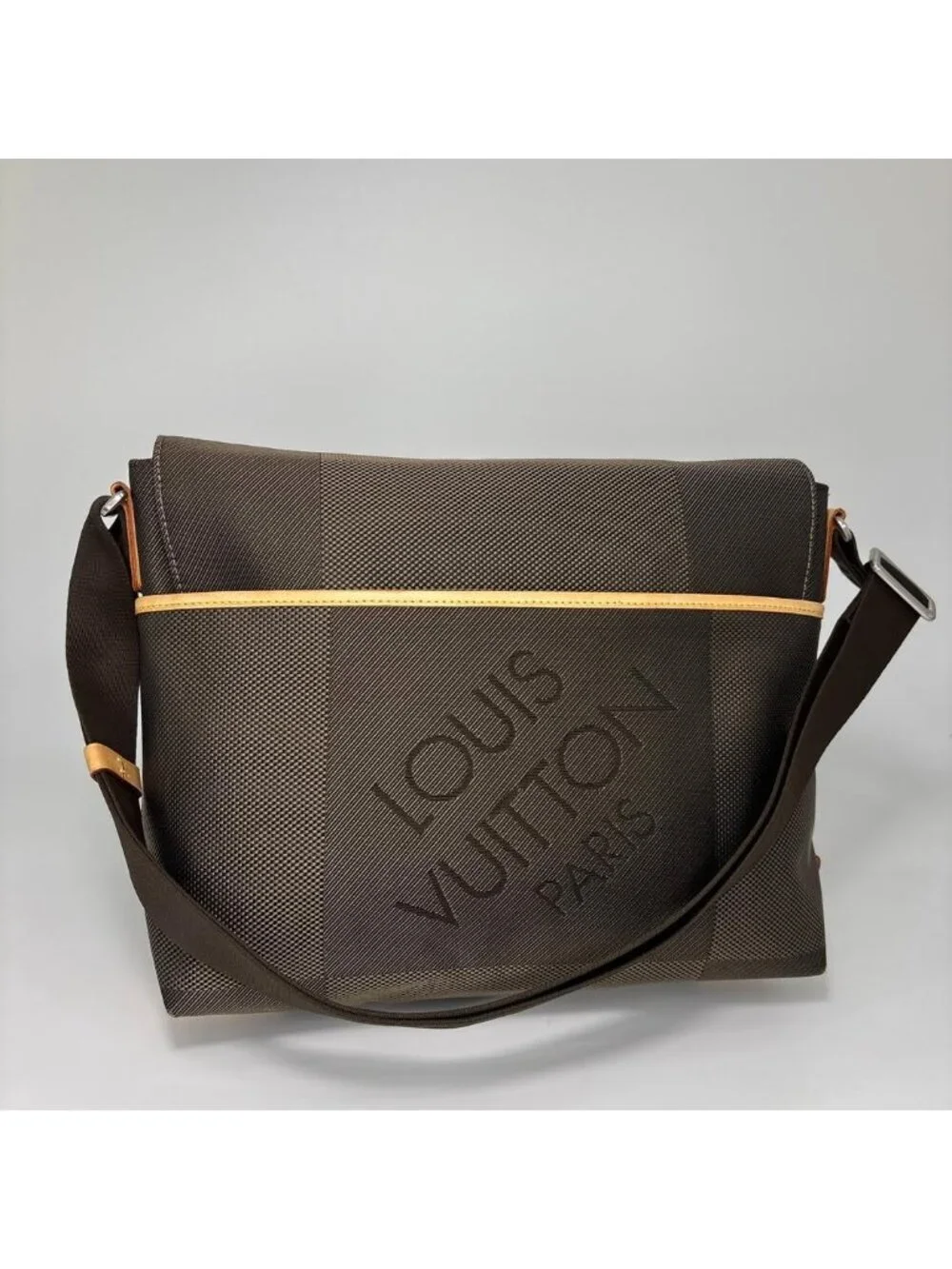 Louis Vuitton Damier Geant Shoulder Bag Discontinued